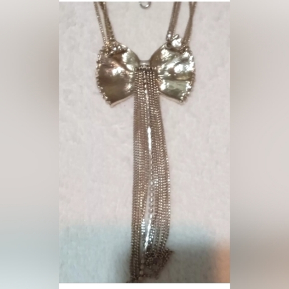 Bow Necklace w/ Rhinestones And Chain Fringe Goldtone Long 30 Inch Chain - Picture 6 of 6